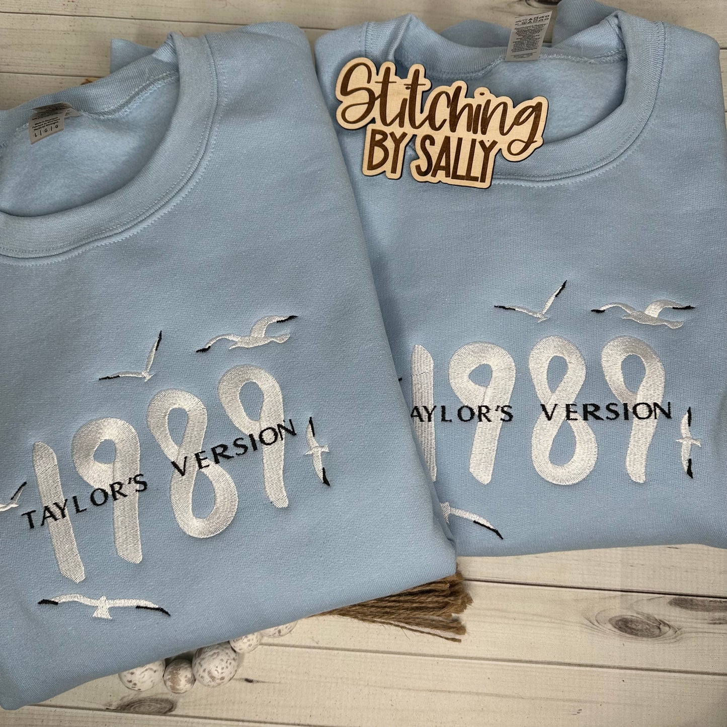 1989 Embroidered Sweatshirt – Taylor-Inspired Crewneck for Swifties
