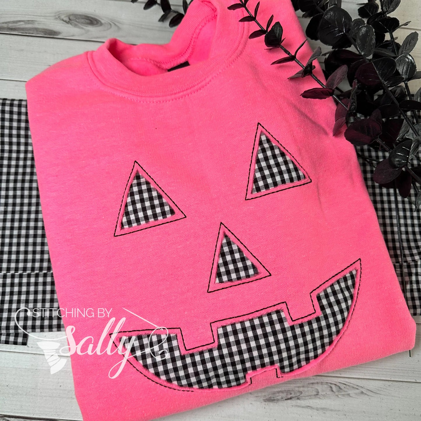 Hot Pink Jack-o’-Lantern Reverse Appliqué Sweatshirt – Black & White Gingham Fabric