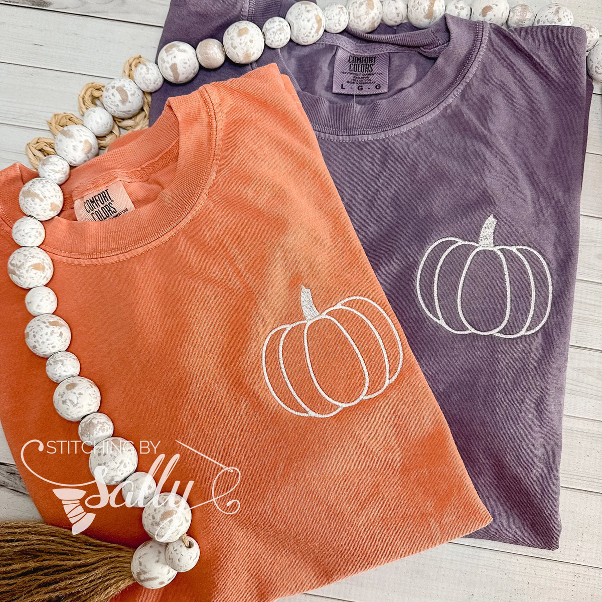 Simple Fall Pumpkin Embroidered Shirt – Minimalist Autumn T-Shirt