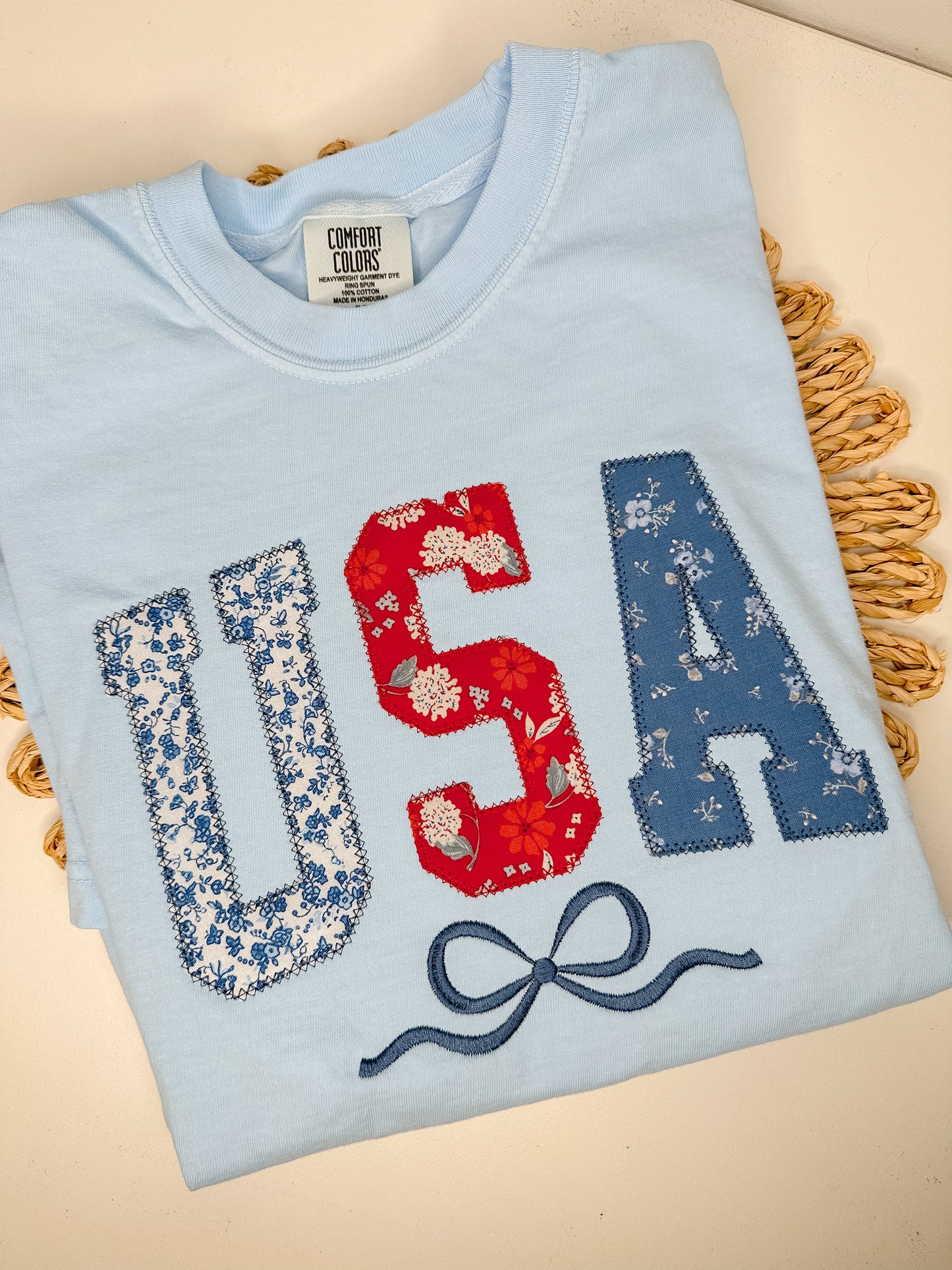 USA Appliqué Shirt with Bow Embroidery – Red, White & Blue Floral