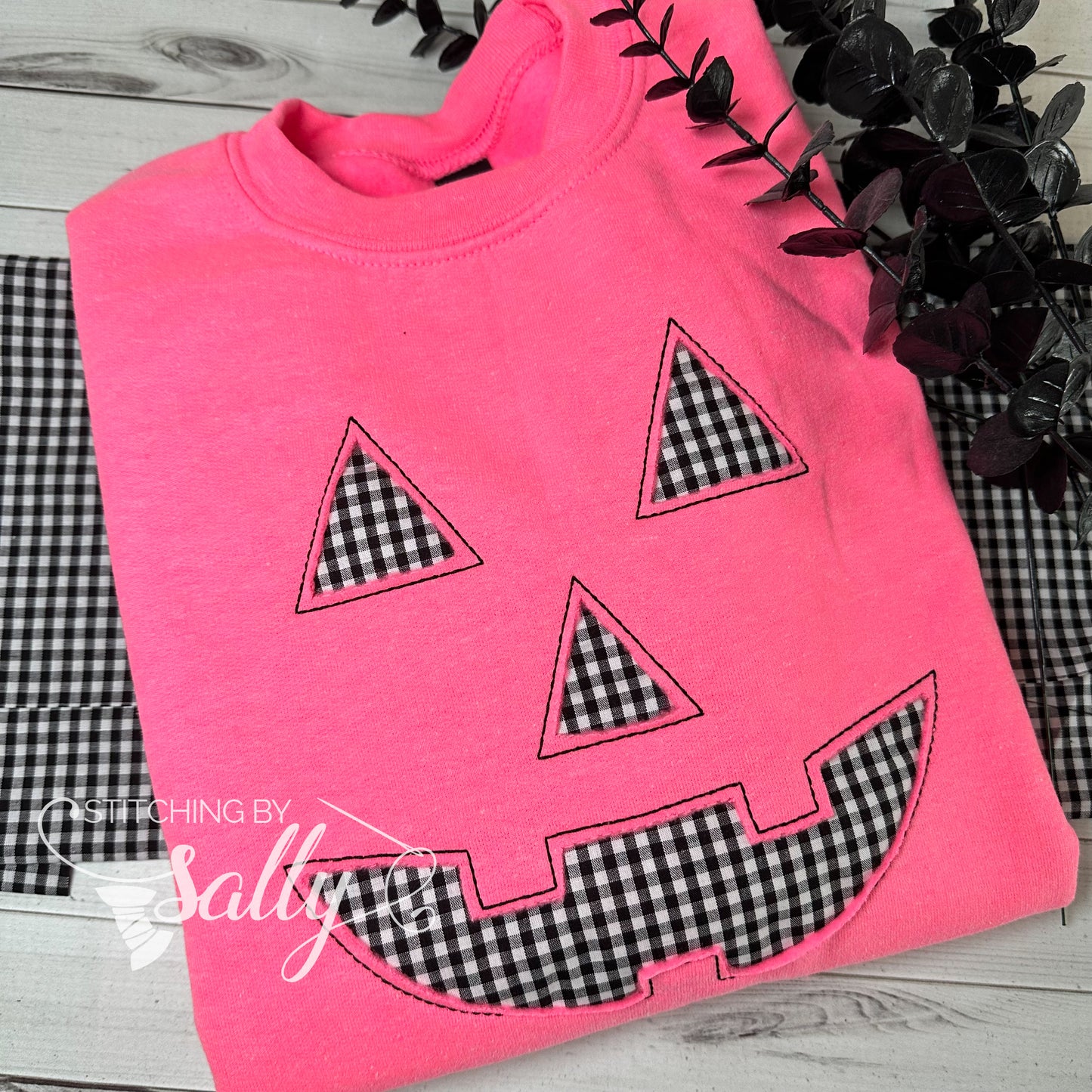 Hot Pink Jack-o’-Lantern Reverse Appliqué Sweatshirt – Black & White Gingham Fabric