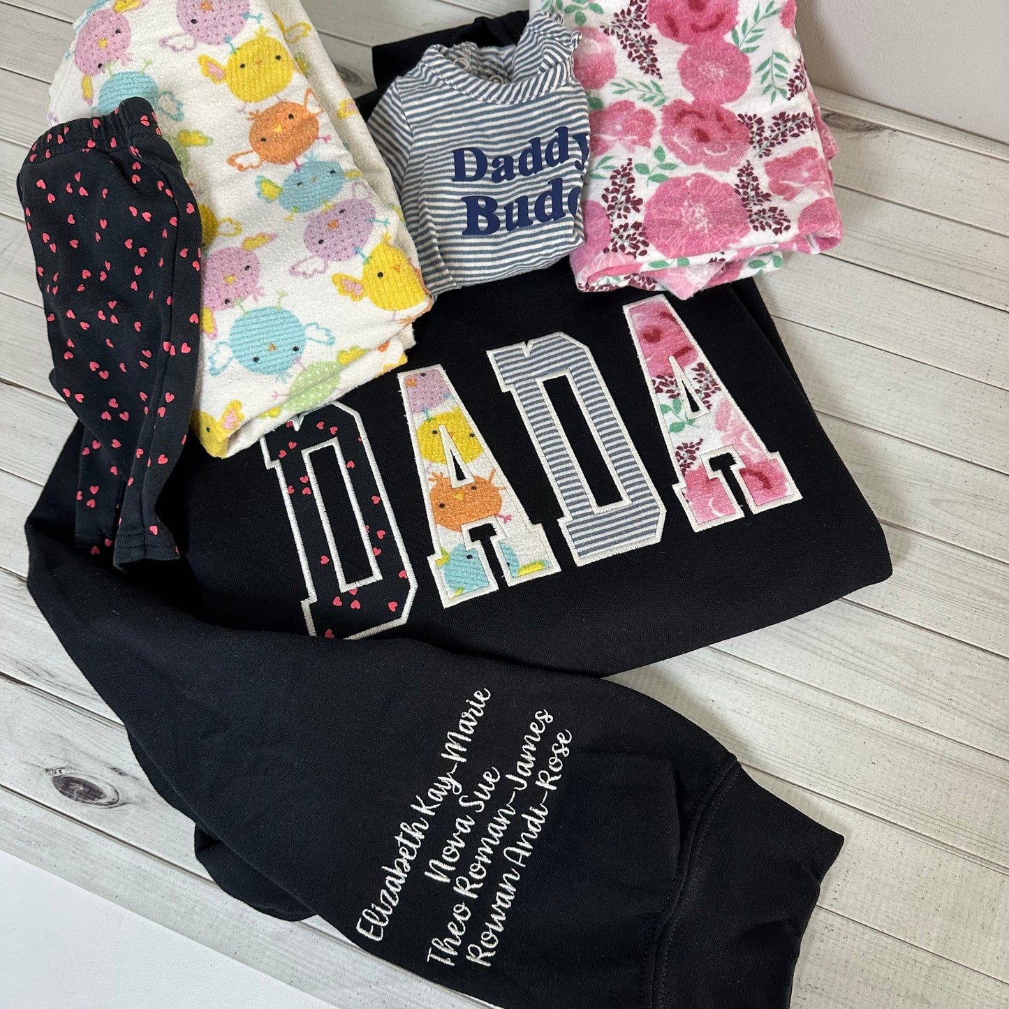 MAMA Keepsake Appliqué Sweatshirt - Satin Stitch